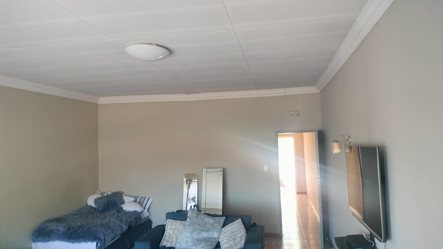 2 Bedroom Property for Sale in Navalsig Free State